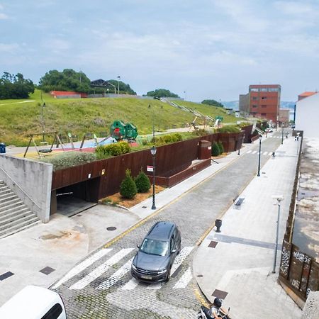 Loft En Gijon - Cimavilla Con Vistas Al Cerro Bagian luar foto