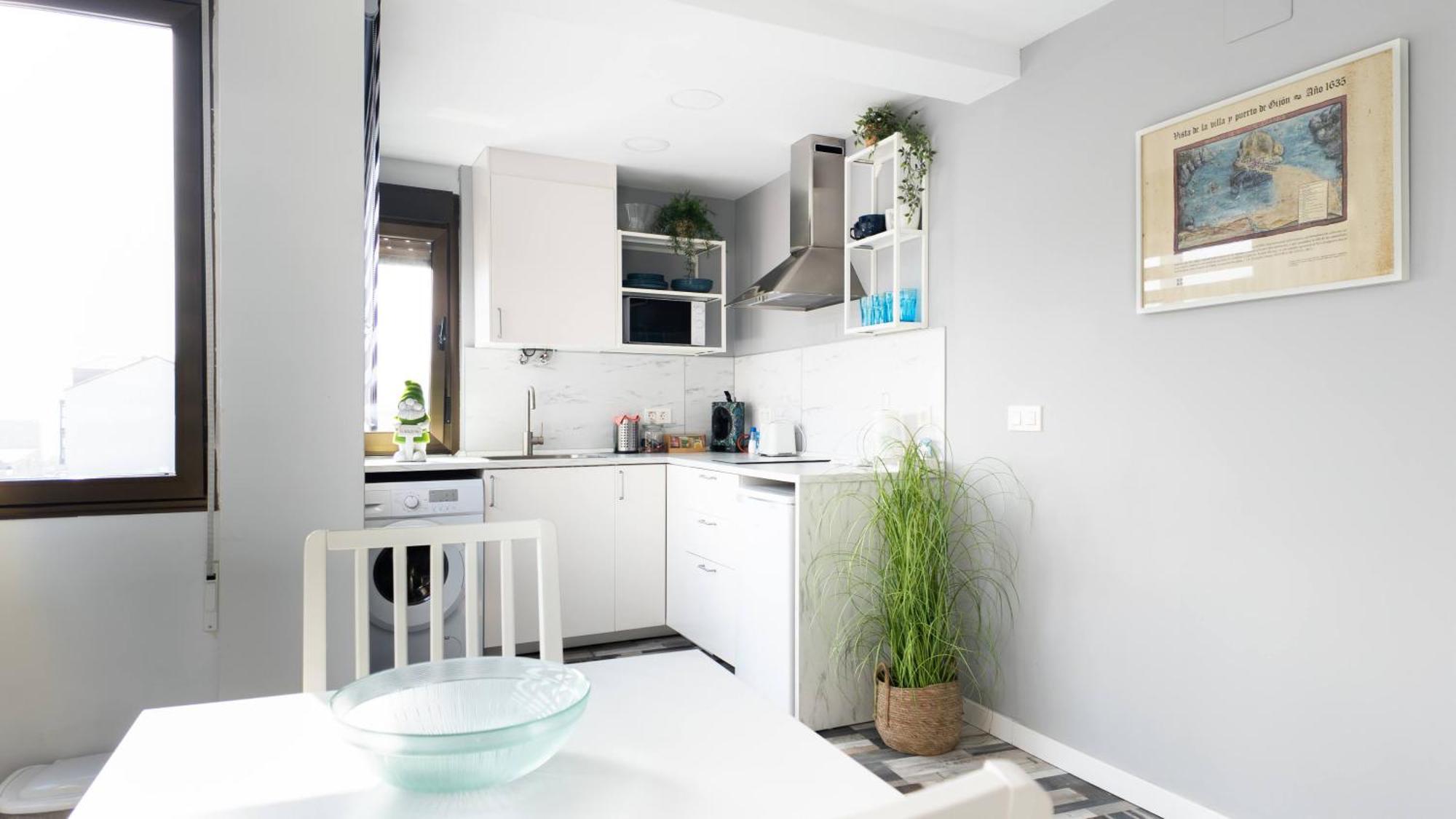 Loft En Gijon - Cimavilla Con Vistas Al Cerro Bagian luar foto
